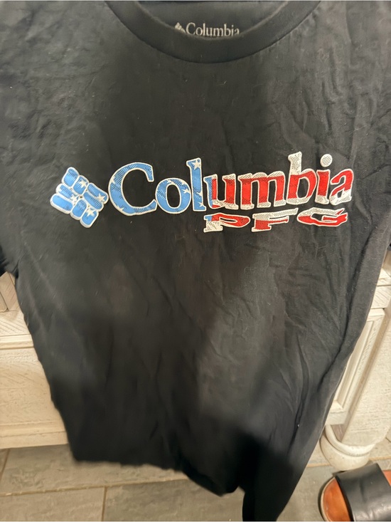 Columbia Other - Columbia Black Tee with White Logo and Red Accent
